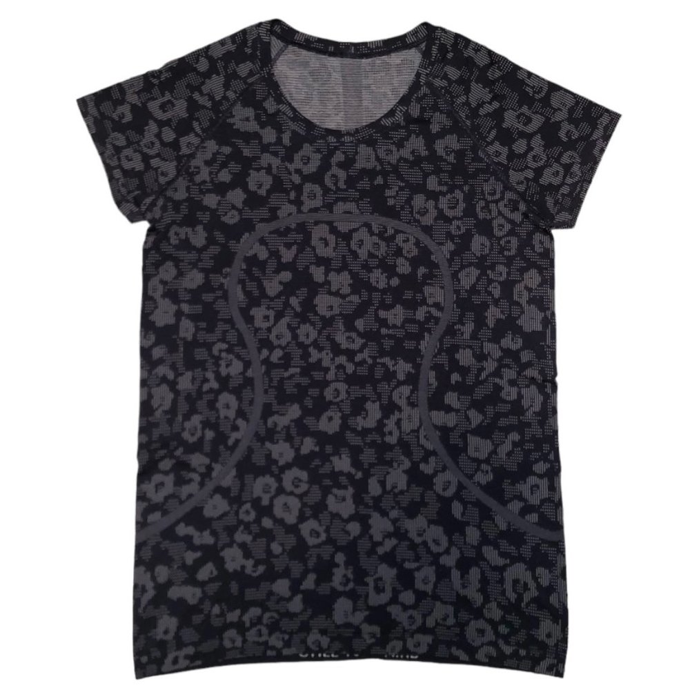 Lululemon Swiftly Tech Short Sleeve 2.0 (Size 12)